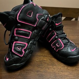 Nike Air More Uptempo-pink & black